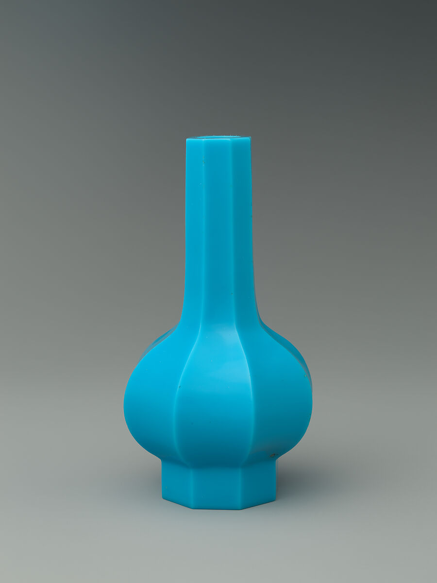 Vase, Glass, blown and ground, China 
