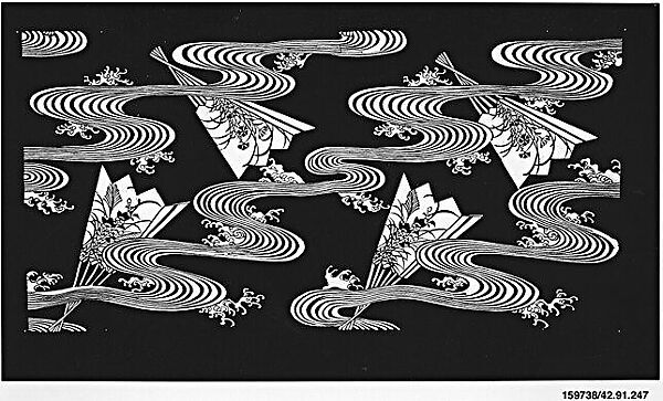 Stencil with Pattern of Fans on Water