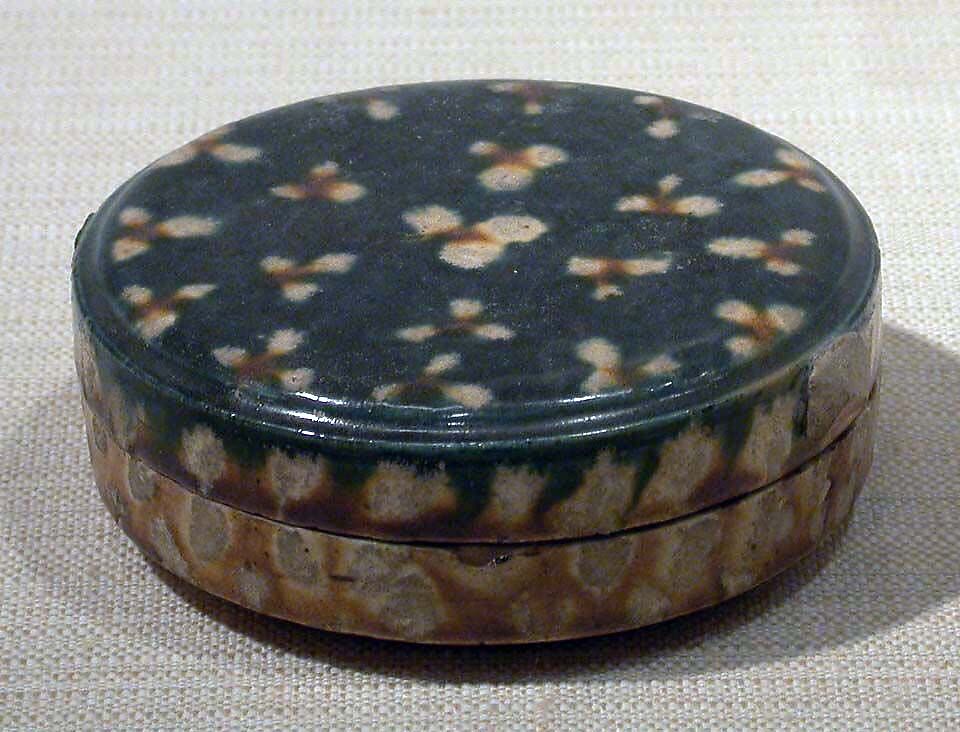 Box, Earthenware with three-color (sancai) glaze, China 