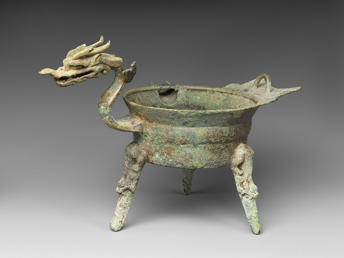 Spouted Tripod Vessel with Dragon’s Head (Jiaodou), Gilt bronze, China