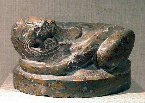 Pole base in the form of a tiger