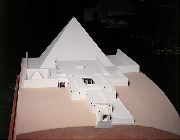 Model of the pyramid and pyramid temple of King Sahure at Abusir, Fifth Dynasty, Gebruder Stegemann, Berlin, 1910, Mortar, Plaster, Stucco 