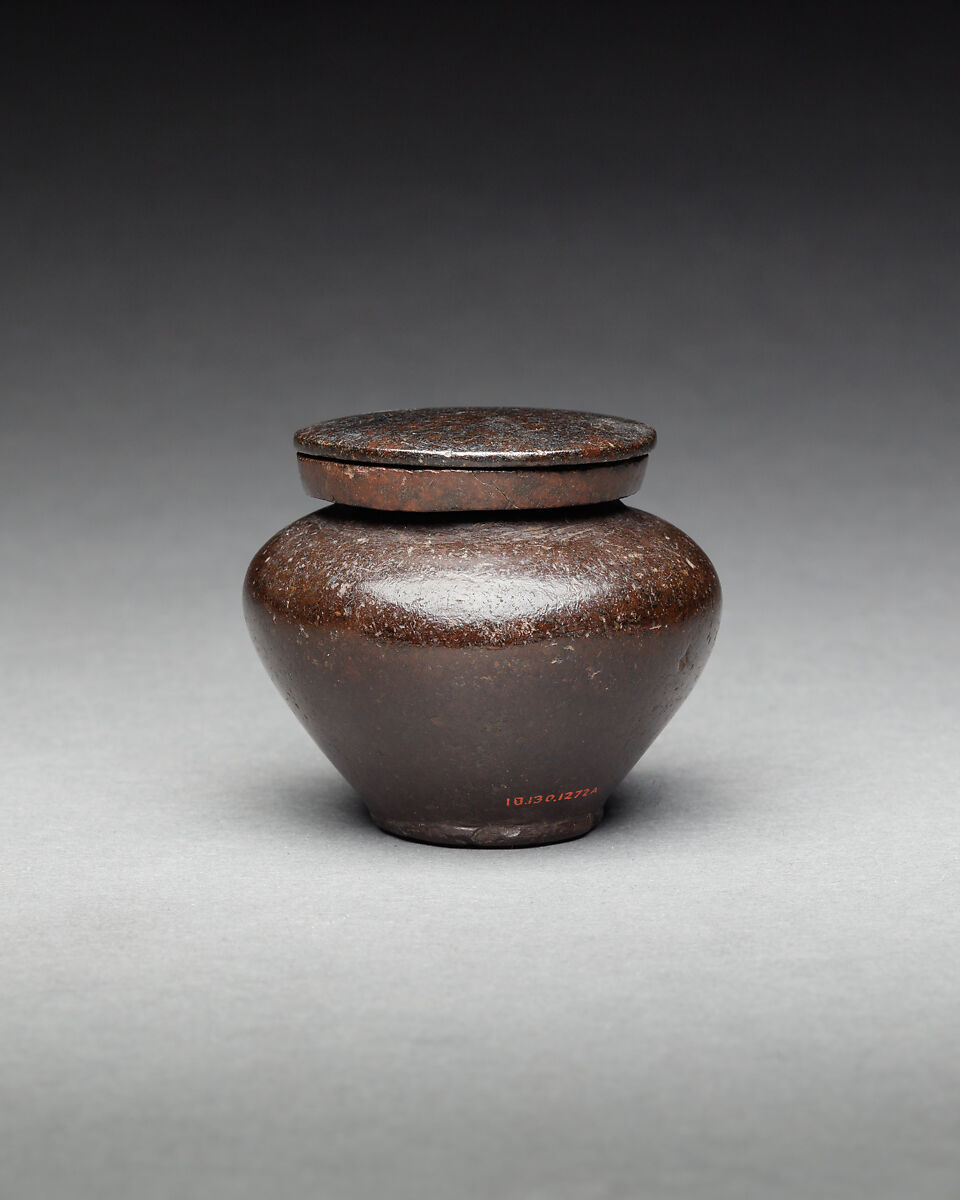 Jar for Eye Paint (kohl), Black stone