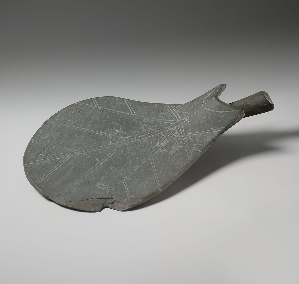 Dish in the shape of a leaf, Greywacke 