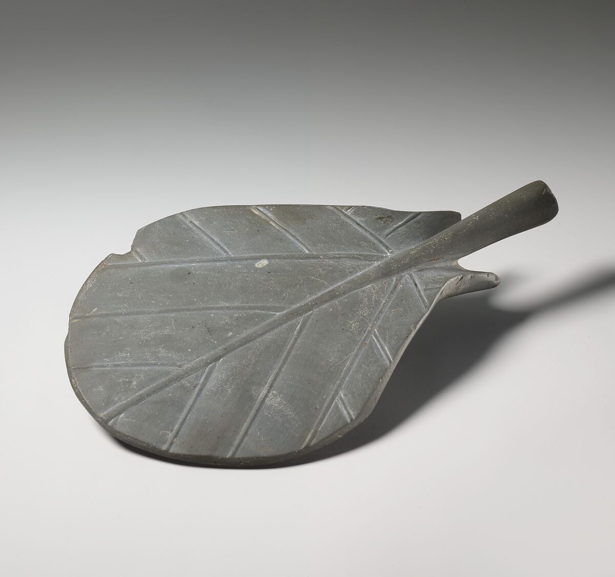 Dish in the shape of a leaf, Greywacke