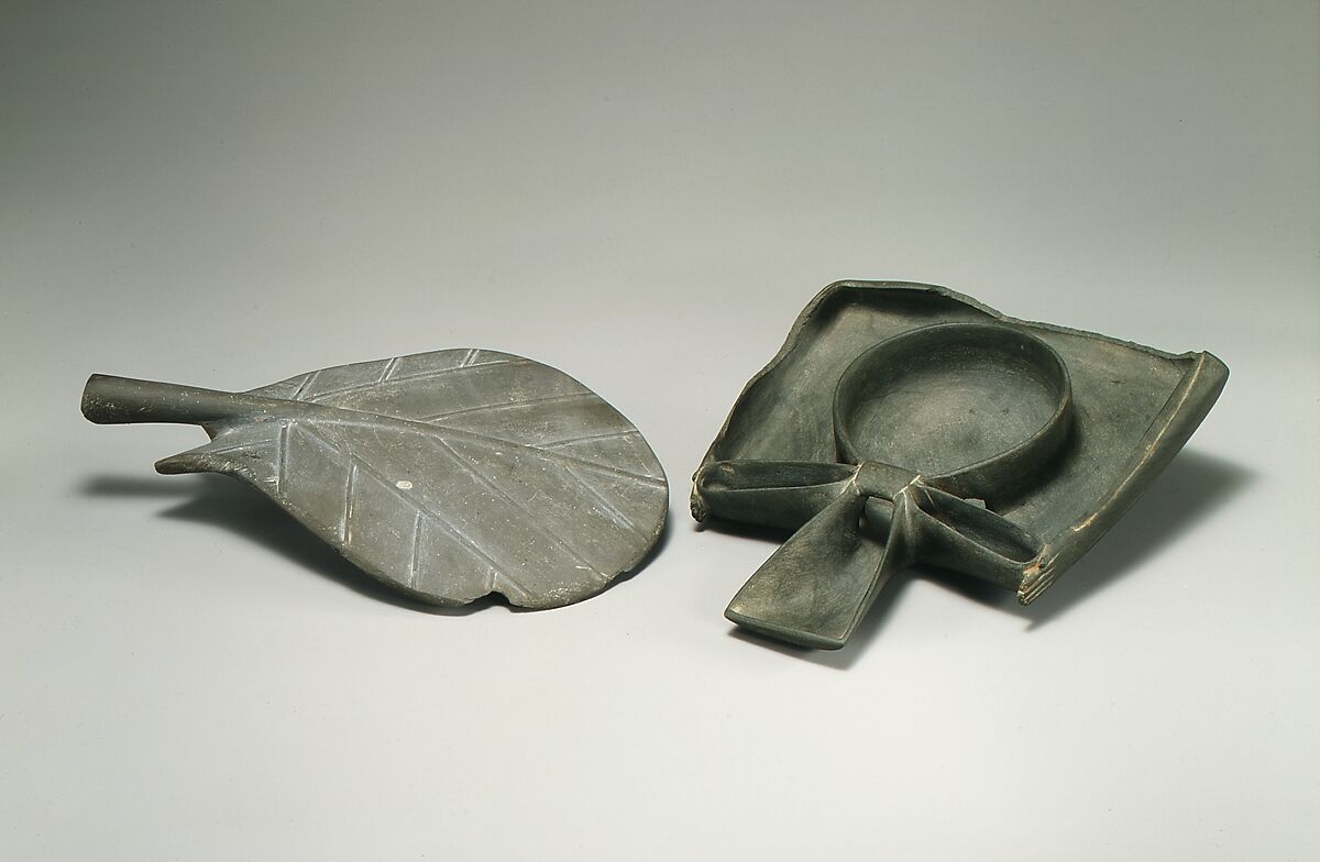 Dish in the shape of a leaf, Greywacke