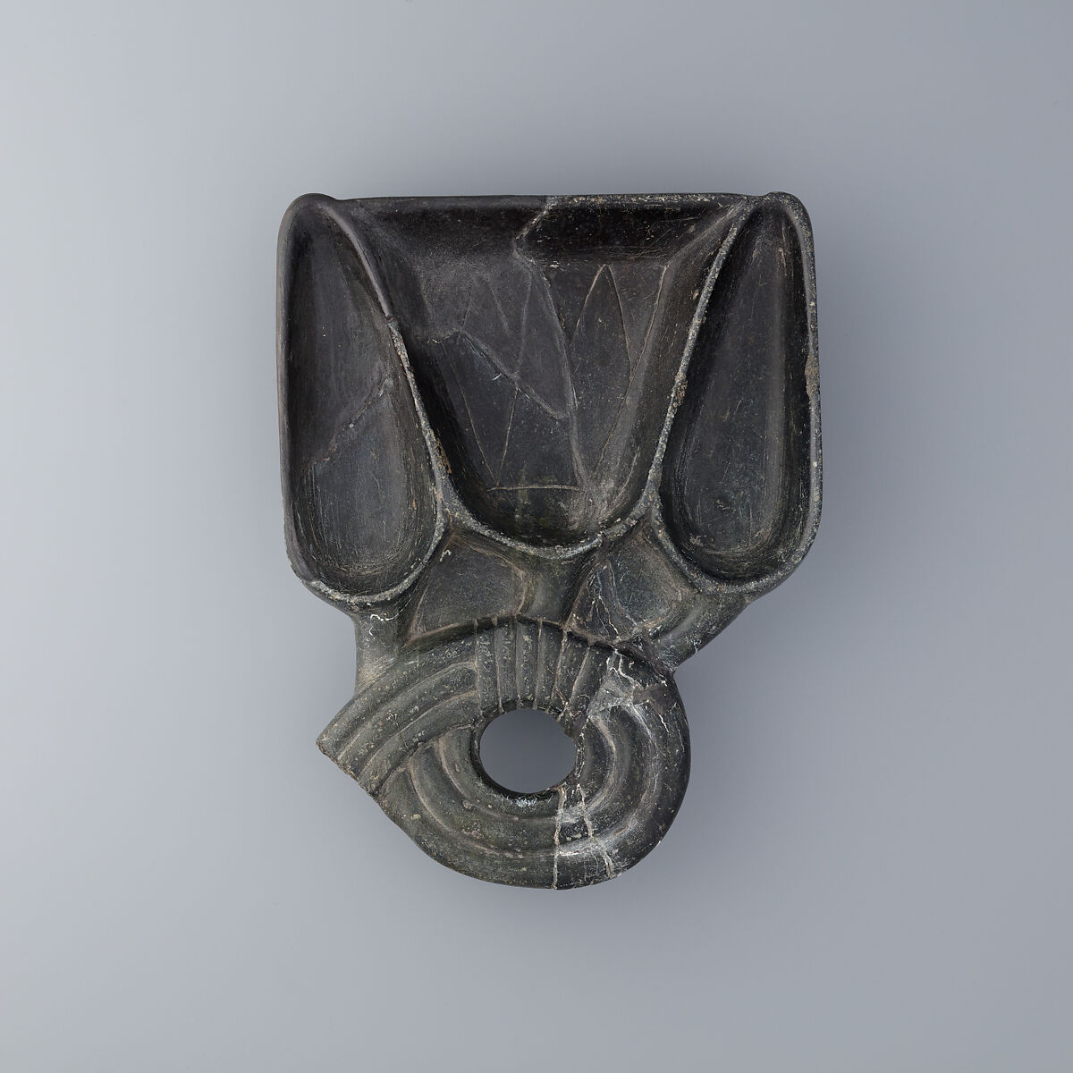 Cosmetic dish in the shape of a lotus flower and buds, Steatite 