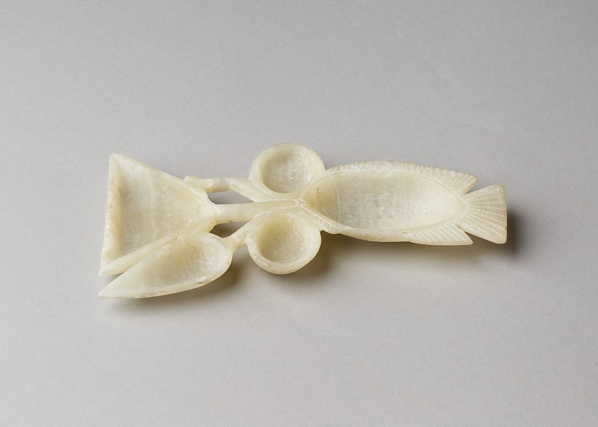 Cosmetic Spoon in the Shape of a Tilapia with Water Lilies, Travertine (Egyptian alabaster) 