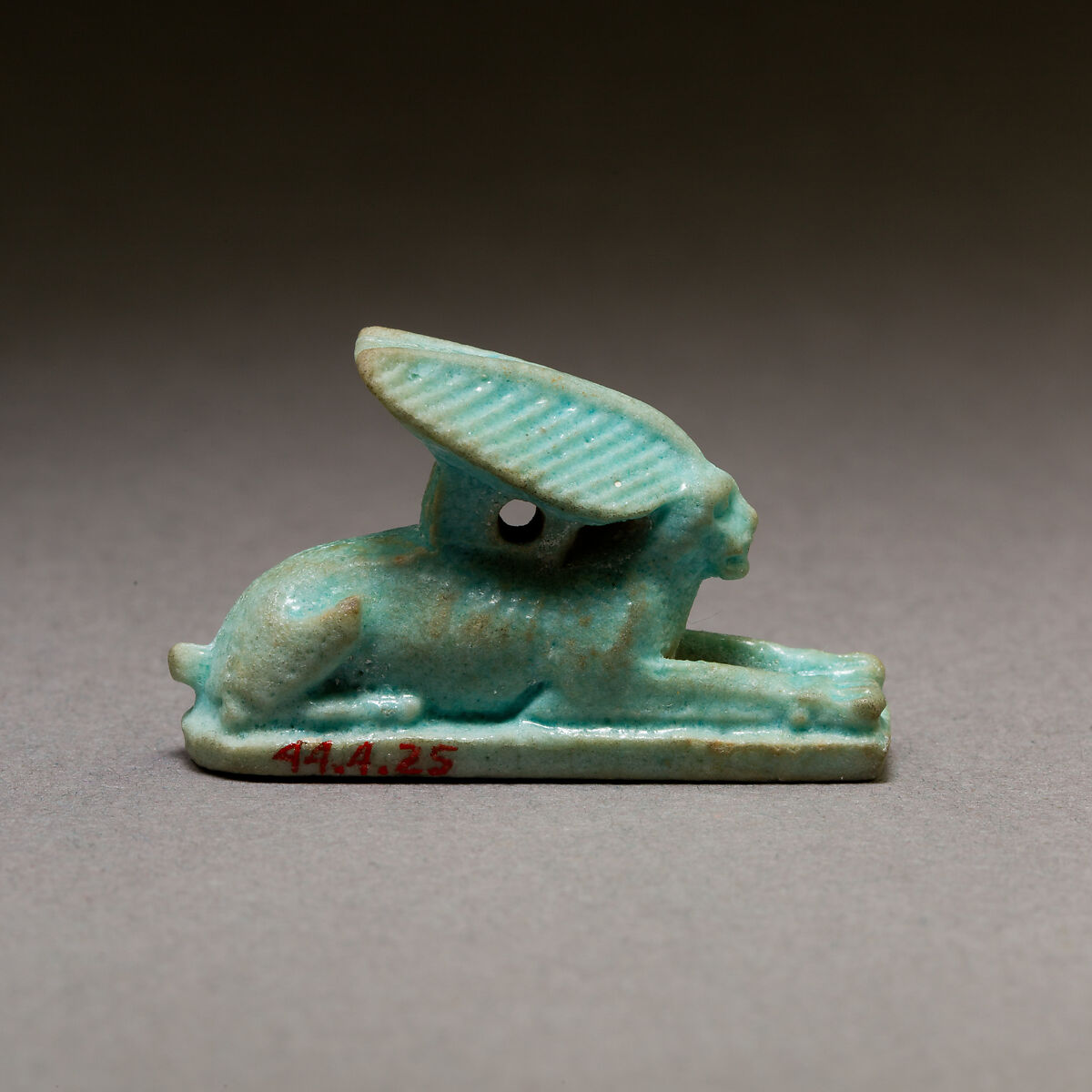 Hare amulet, Faience