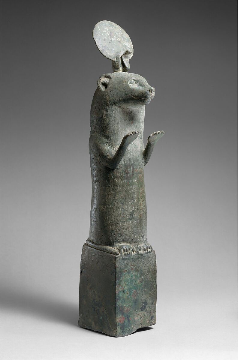 Otter statue, cupreous metal 