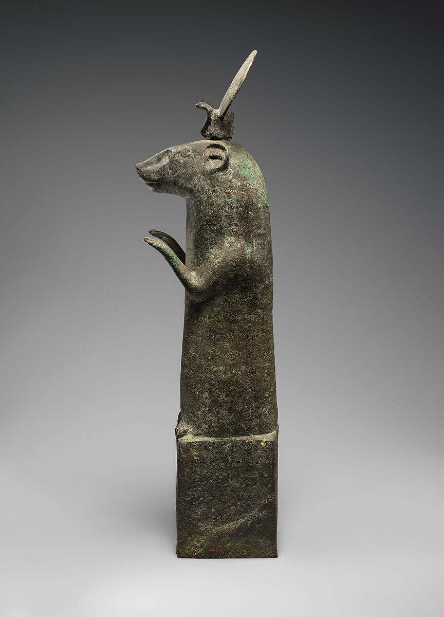 Statuette of an animal symbolizing Re, Cupreous metal