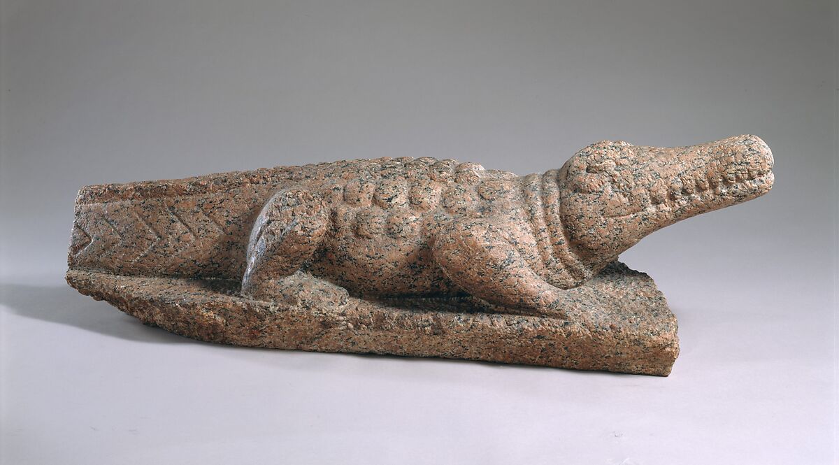 Crocodile statue, Granite 