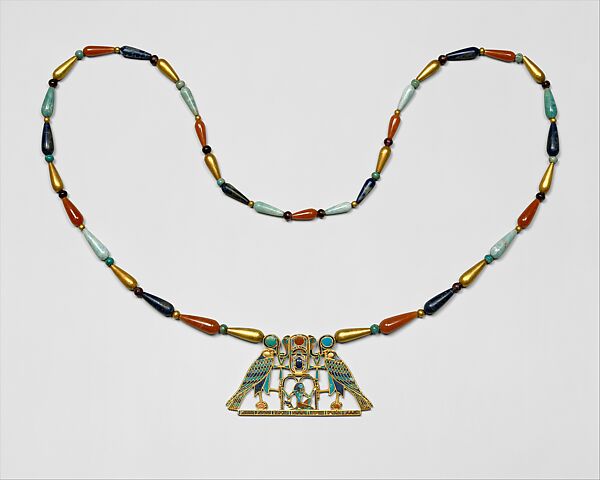 Girdle with gold and lapis wallet-shaped beads, New Kingdom