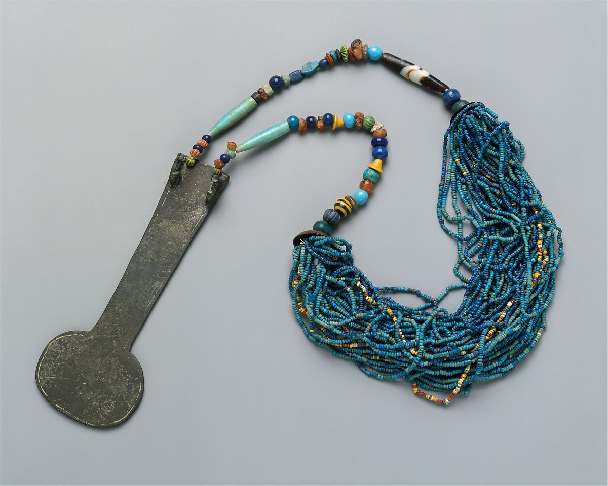 Menat necklace from Malqata, Faience, bronze or copper alloy, glass, agate, carnelian, lapis lazuli, turquoise 