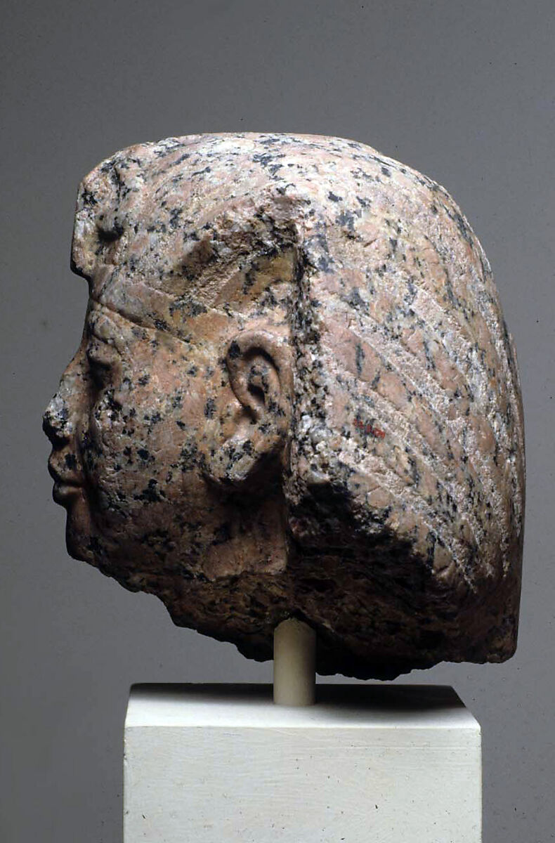 Amenhotep III with nemes headdress, Granite