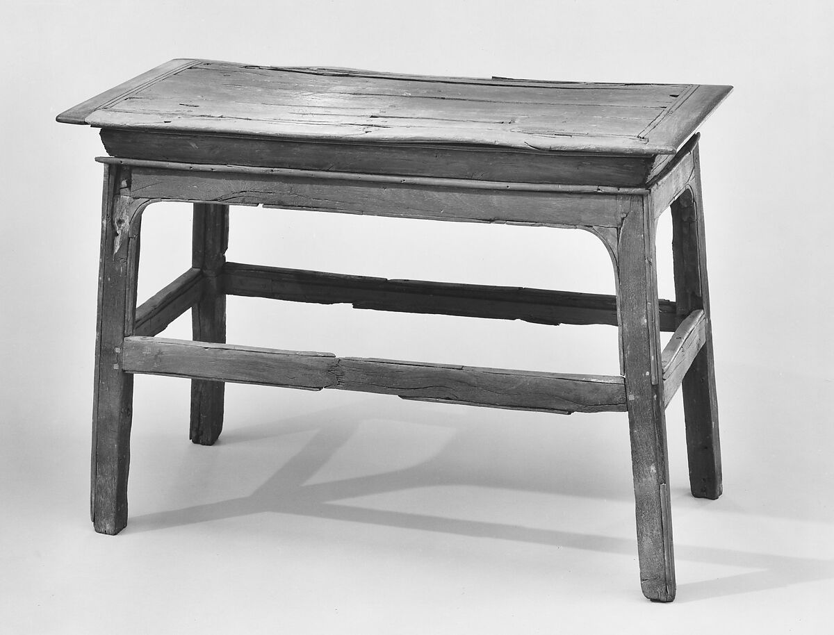 Table, Acacia wood, boxwood inlay