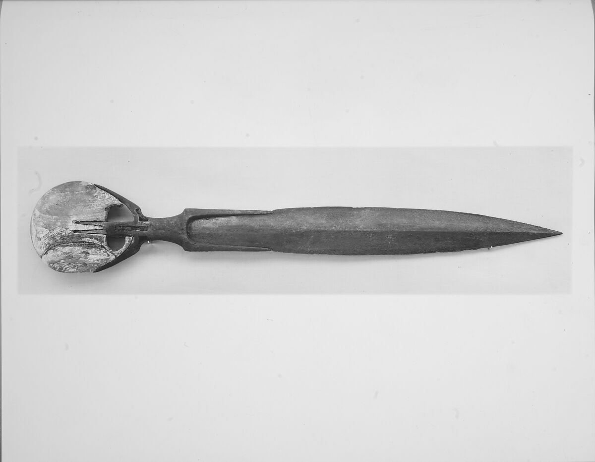 Dagger, Bronze or copper alloy, ivory