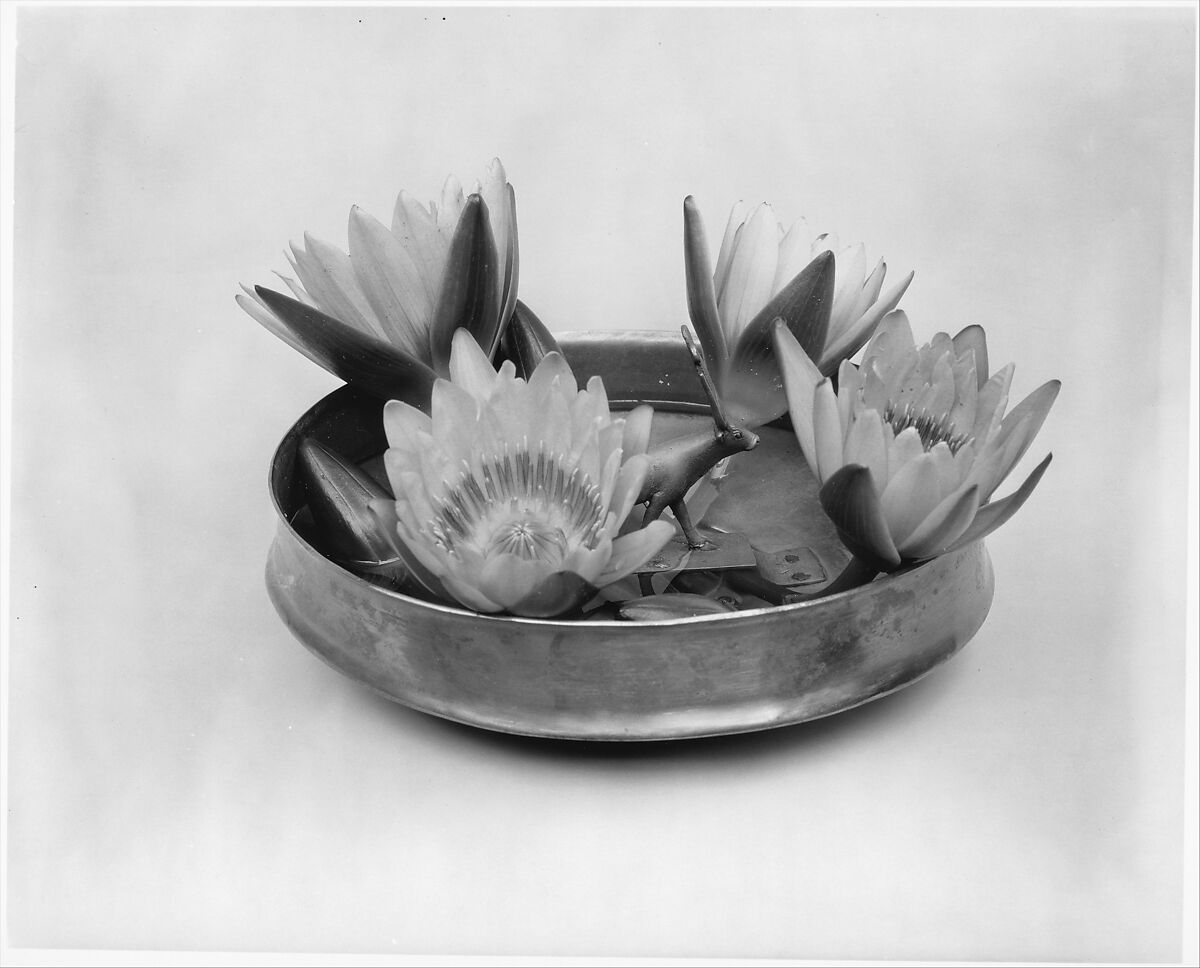 Bowl with a Hathor cow, Bronze