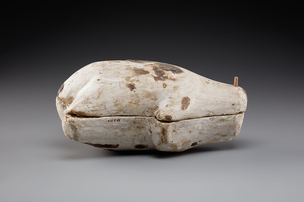 Container in the Shape of a Duck, Wood (Sycomore?), stucco, pitch