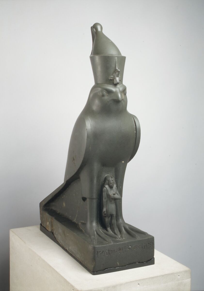 Statue of Horus as a falcon protecting King Nectanebo II, Metagraywacke