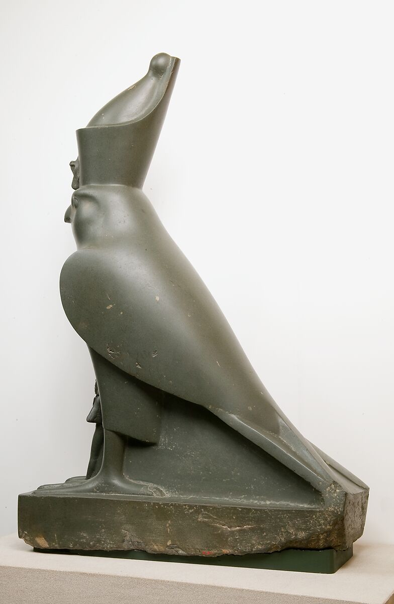 Statue of Horus as a falcon protecting King Nectanebo II, Metagraywacke