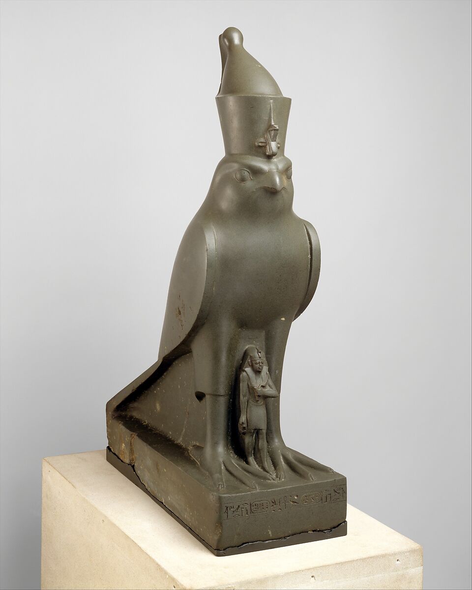 Statue of Horus as a falcon protecting King Nectanebo II, Metagraywacke