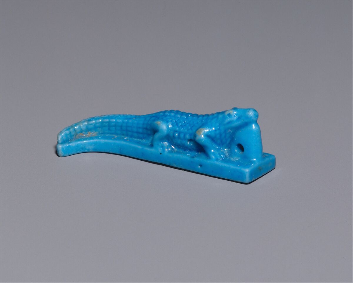 Crocodile amulet, Faience 