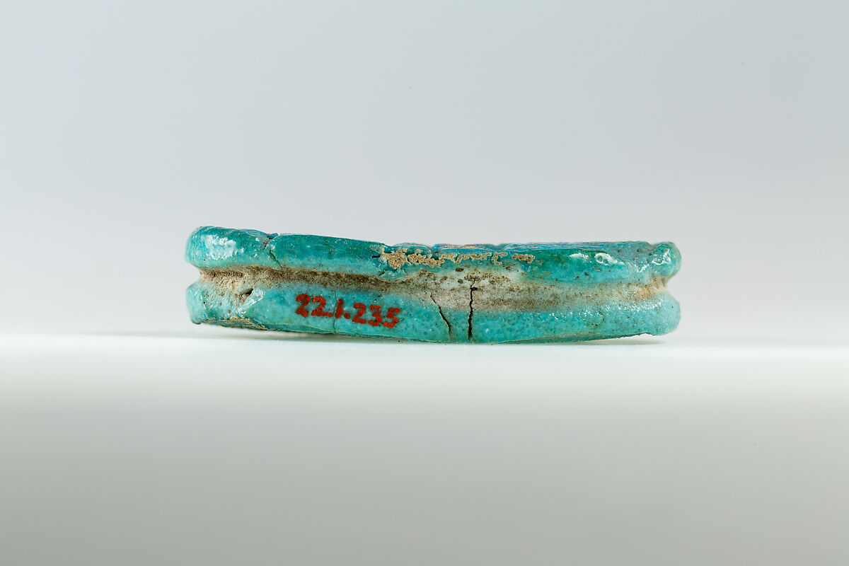 Scaraboid, Faience, blue