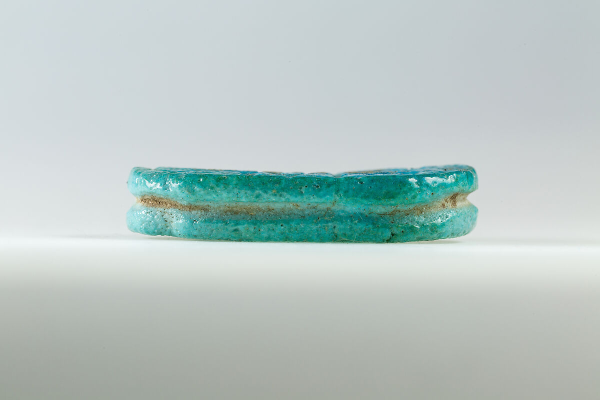 Scaraboid, Faience, blue