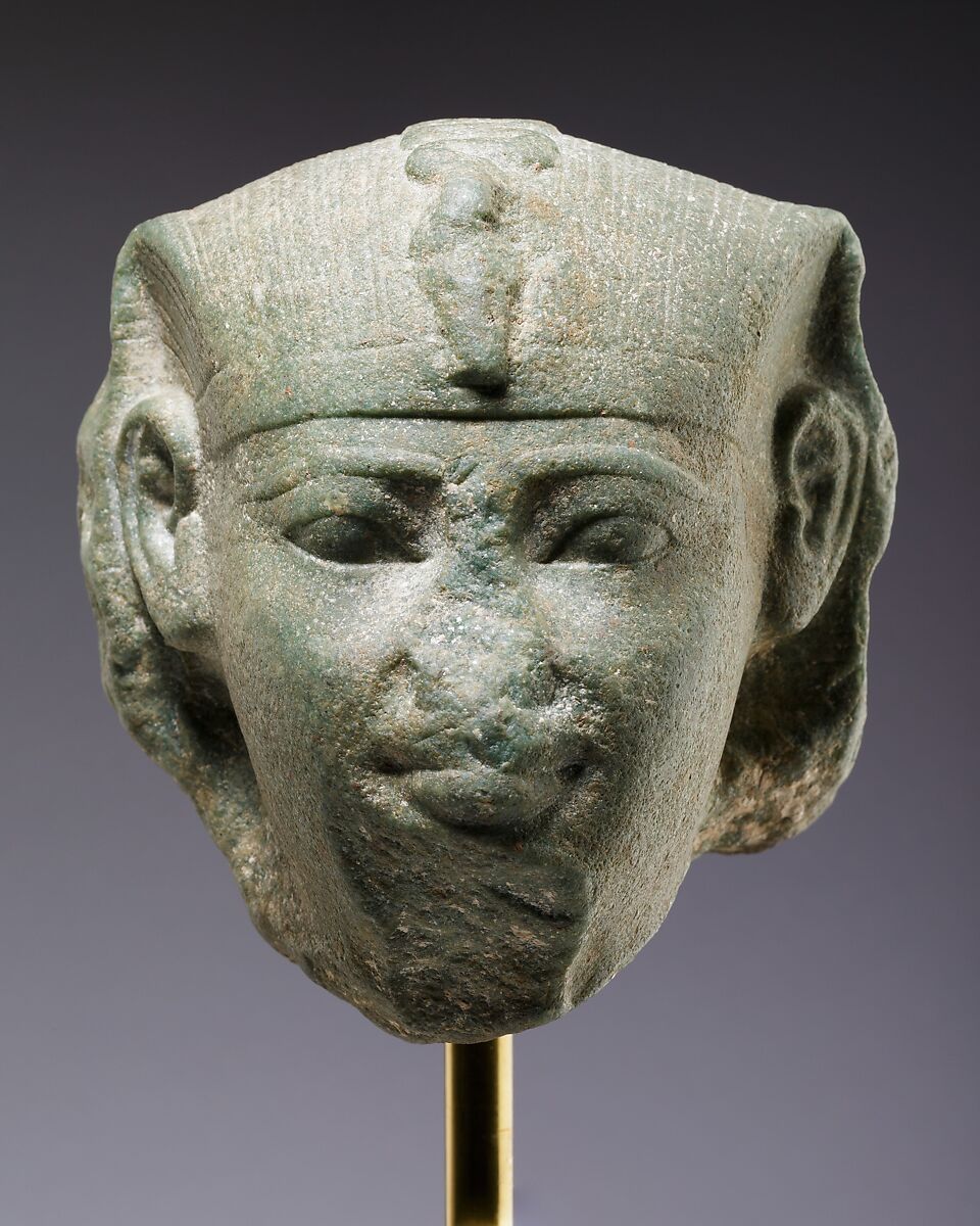 Head of a sphinx, possibly of Amenemhat I, Dolomitic marble 