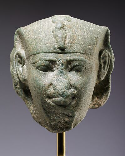 Head of a sphinx, possibly of Amenemhat I