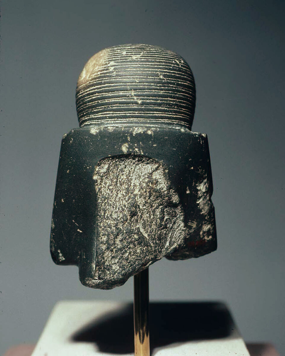 Statuette of a Late Middle Kingdom Queen, Schist