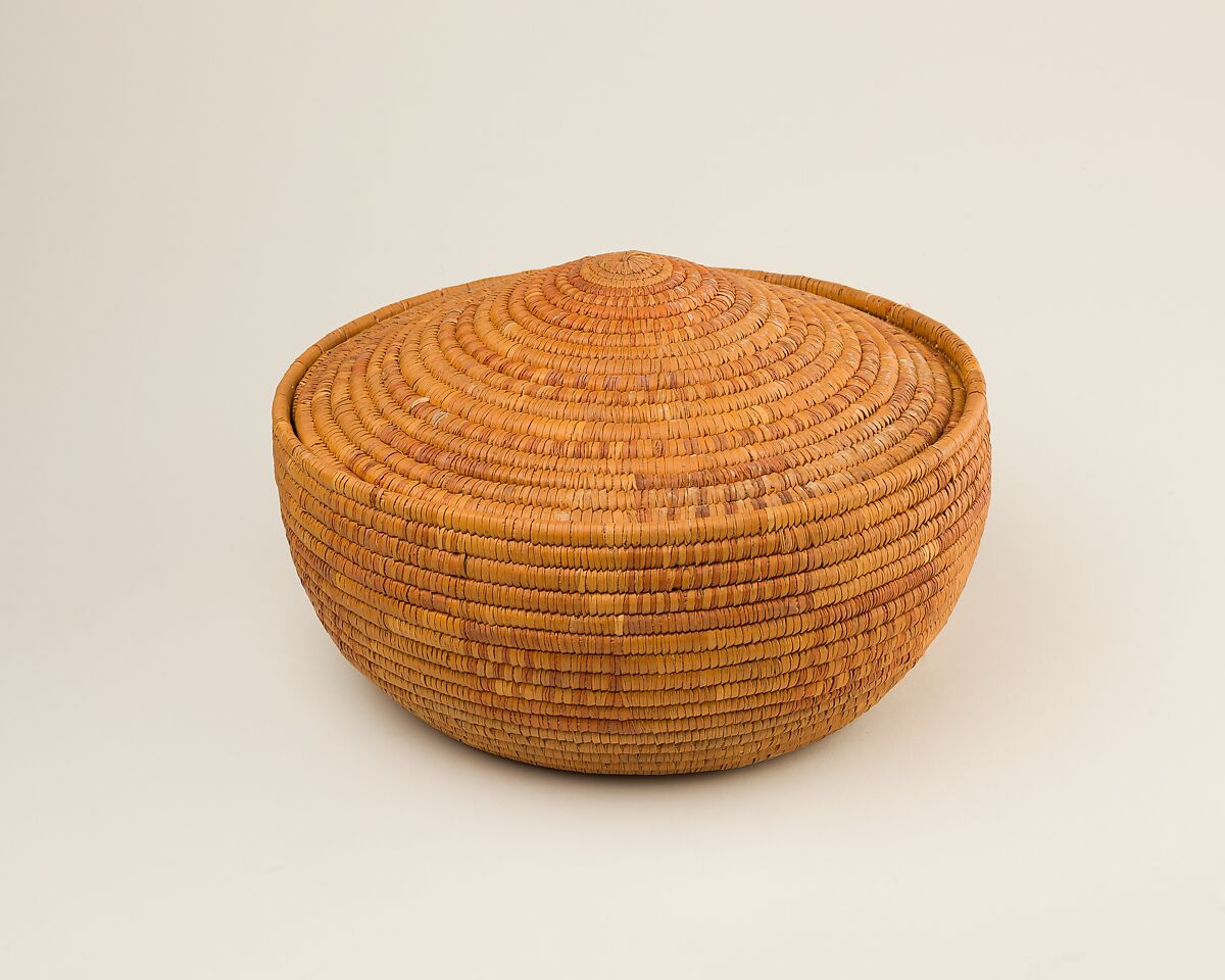 Circular Basket with Conical Lid, Halfa grass, dyed grass, linen cord