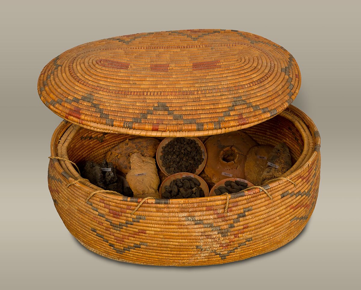 Large Oval Storage Basket, Halfa grass, palm leaf, linen cord 
