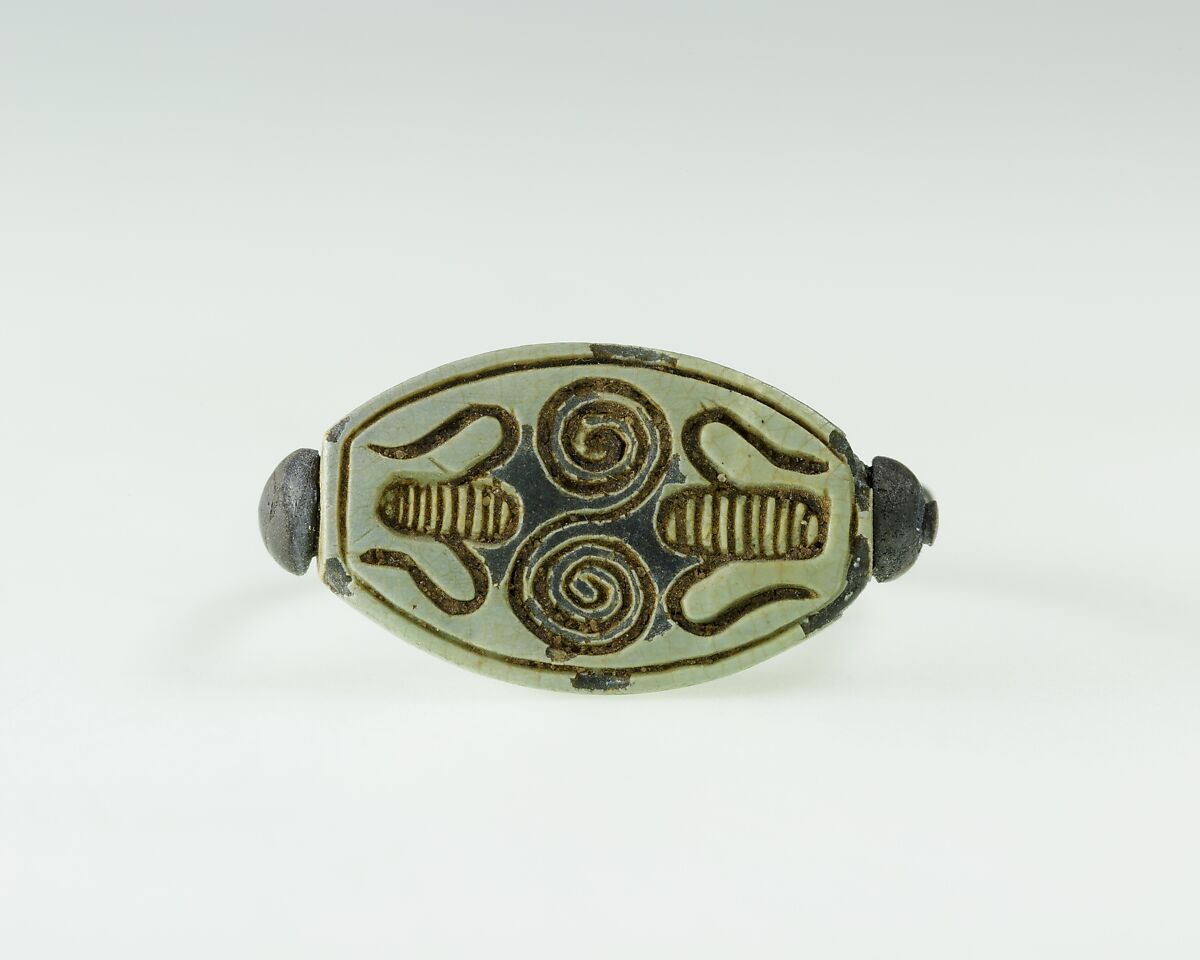 Ring of Hatnefer, Silver, glazed steatite 