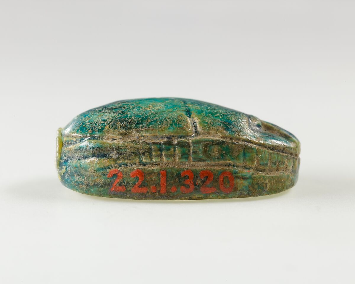 Scarab of an Official, Brigth blue glazed steatite