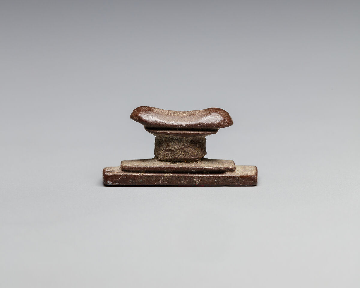 Headrest amulet, Stone 