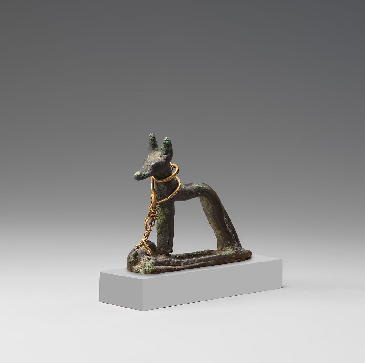 Figurine of Wepwawet, Cupreous metal, gold wire