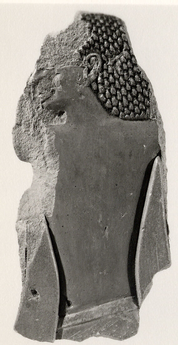 Upper part of a male figure, Limestone, paint 