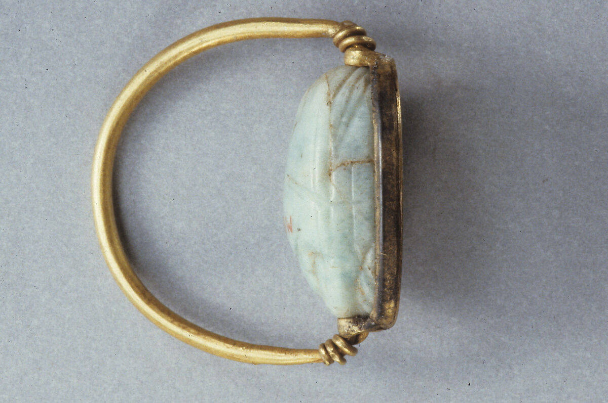 Scarab Ring of the Storeroom Overseer Im, Beryl, gold