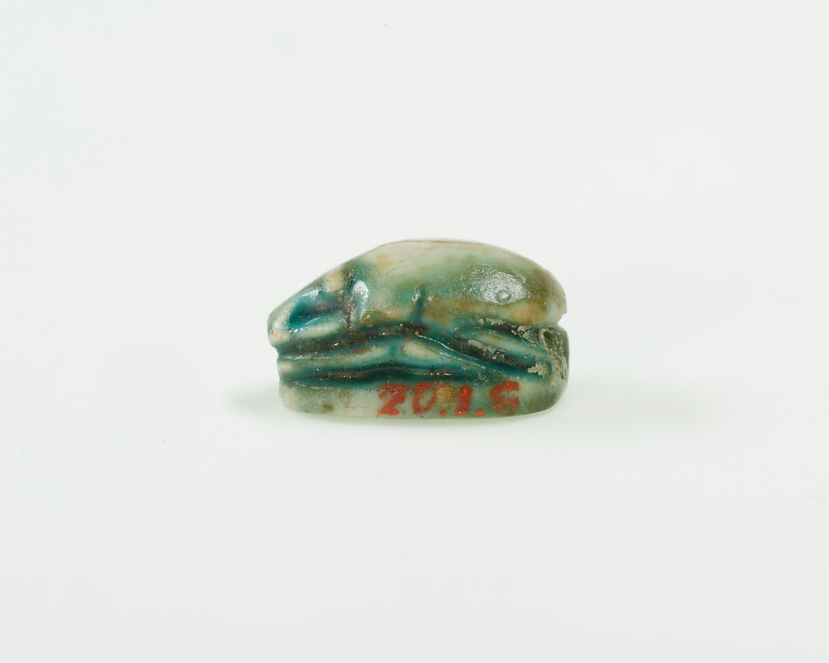 Scarab of Amenemhat III, Green glazed steatite