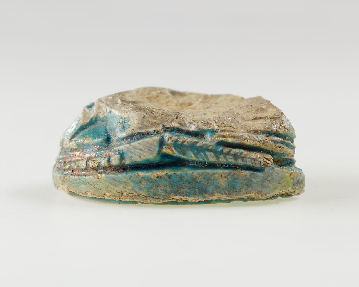 Scarab of an Official, Brigth blue glazed steatite