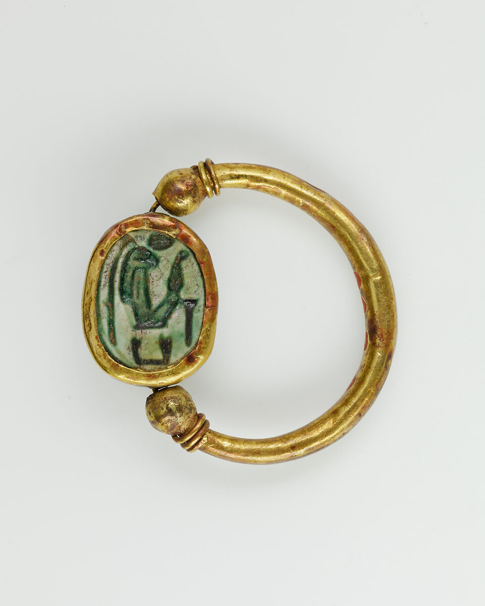 Scarab Finger Ring Inscribed for Hatshepsut, Gold, glazed steatite 