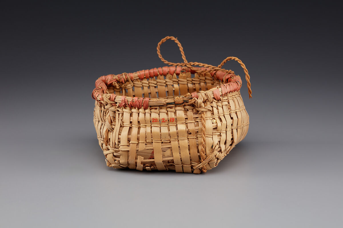 Basket, Palm leaves, grass, string, red dye