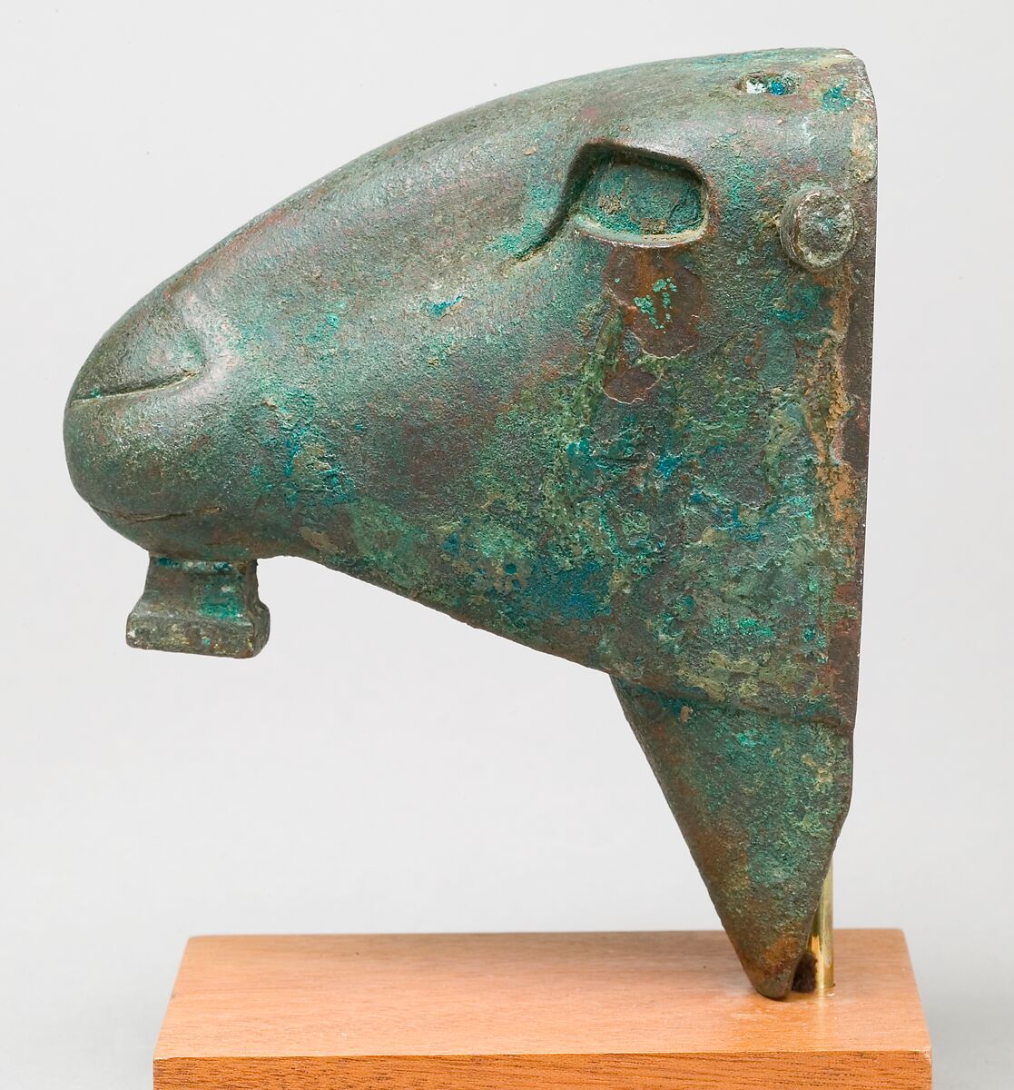 Ram head made for attachment to a barque, Leaded bronze, precious metal leaf, copper alloy inlay in eye rims