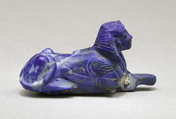 Bracelet inlay in the form of a sphinx, Lapis lazuli 