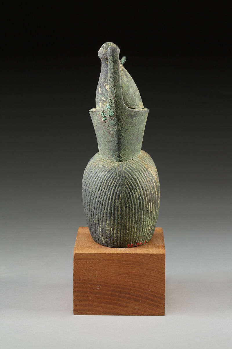 Head of Horus for attachment, Cupreous metal, precious metal leaf