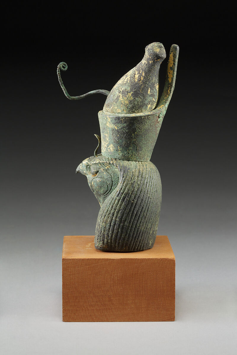 Head of Horus for attachment, Cupreous metal, precious metal leaf