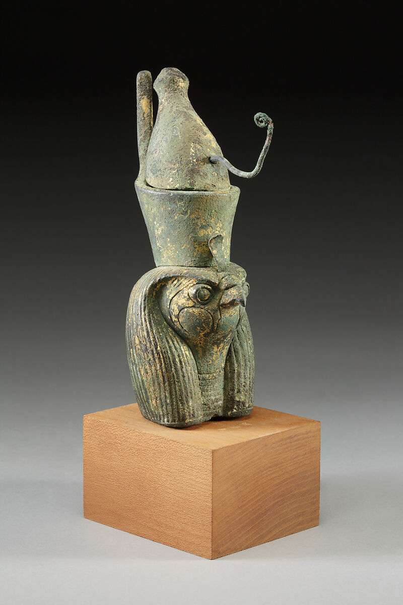 Head of Horus for attachment, Cupreous metal, precious metal leaf