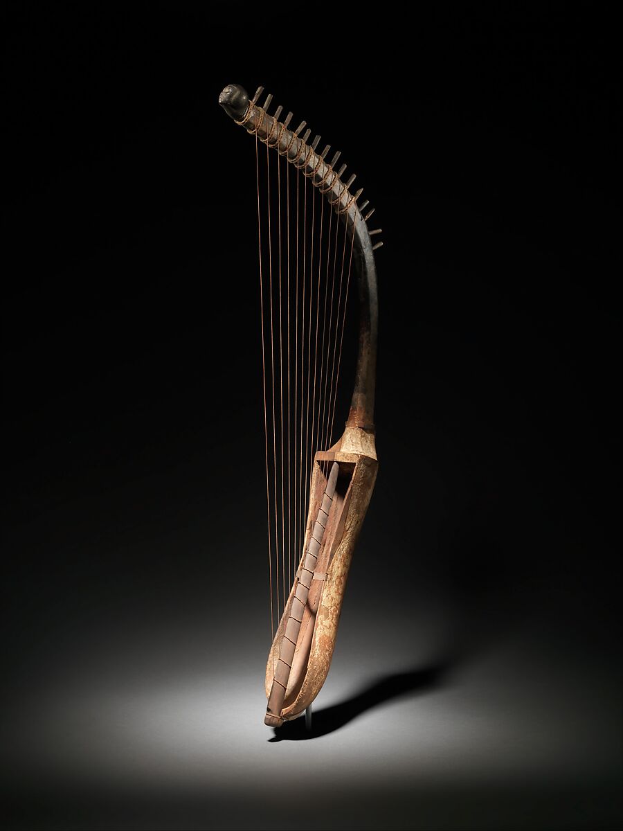 Arched Harp (shoulder harp), Wood 